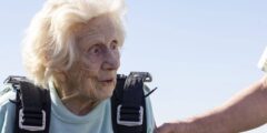 104-Jährige kurz nach Fallschirmsprung gestorben